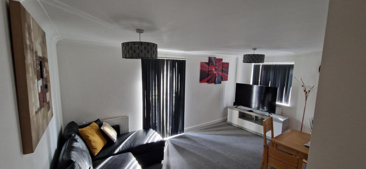 Greenhithe Cosy Apartment, Netflix And Sport Channels Экстерьер фото