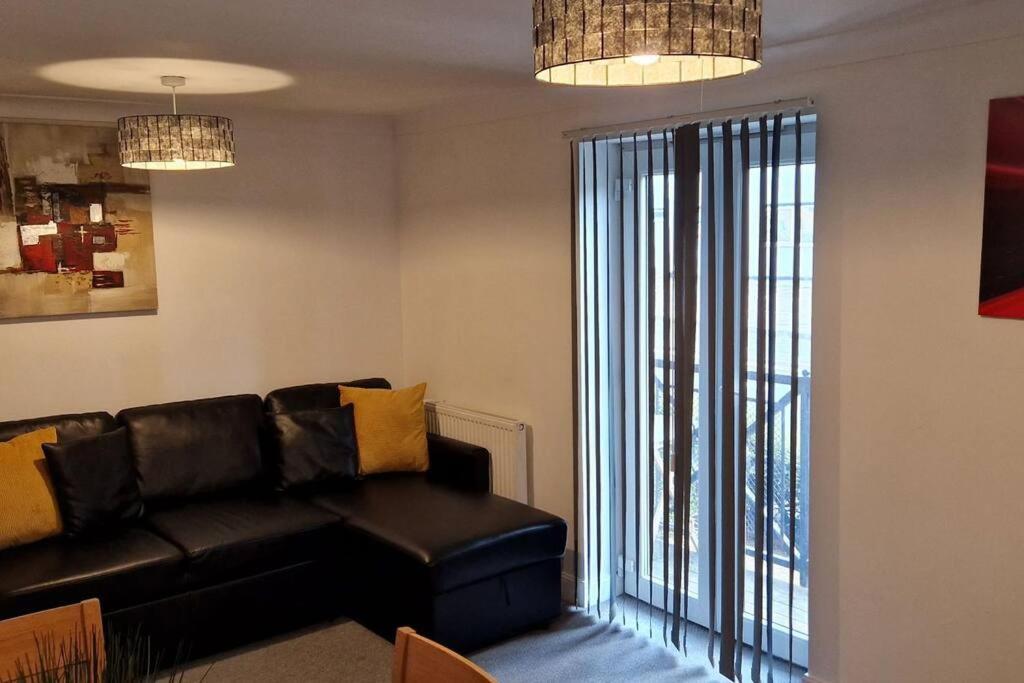 Greenhithe Cosy Apartment, Netflix And Sport Channels Экстерьер фото